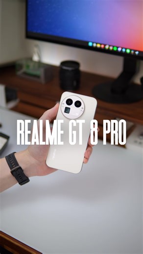 Très bon flagship premium de chez realme, c'est le realme gt 8 pro avec Snapdragon 8 Elite Gen 5 et un système photo développé avec Ricoh GR, idéal en précommande avec de bonnes offres. 📱 Écran 6.79 pouces AMOLED 2K 144 Hz 7000 nits ⚡️ Batterie 7000 mAh Recharge 120W Recharge sans fil 50W 🚀 Performances Snapdragon 8 Elite Gen 5 Refroidissement chambre à vapeur 7000 mm2 📸 Photo Capteur principal 50 MP Mode GR 28 mm et 44 mm Téléobjectif 200 MP jusqu’à 12x Ultra grand angle 50 MP Vidéo 4K 120 f