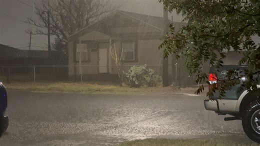 1.9K views · 12 reactions | The rain has intensified considerably tonight in Odessa. Unless you absolutely need to go out, please refrain from doing so. And if you must, be careful and don't expose yourself to risks. If you're unsure about the amount of water in the streets, turn around; don't drown. Did you capture a video? We'd love to see it, so please share it with us.  | Patsy Casas Telemundo20 | Facebook
