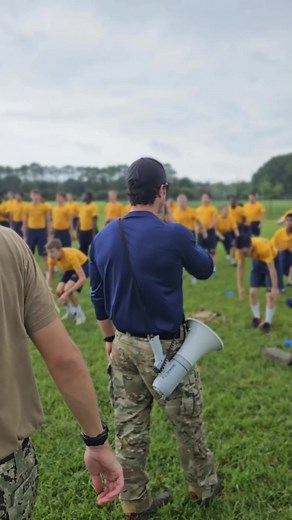 Training with the elite. 🌊💪 Our cadets had the incredible opportunity to learn from Navy SEAL Justin Elliott and other special warfare operators. The lessons? Privilege, gratitude, and unyielding character. Because how you do anything is how you do everything. #SeaCadets #Leadership #HonorCourageCommitment | U.S. Naval Sea Cadet Corps