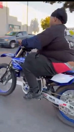 Nationwide Bikelife | Is he too heavy or he just can’t get it up there? #nationwidebikelife #bikelife #bikers #dirtbike #bigboy #bigdog | Instagram