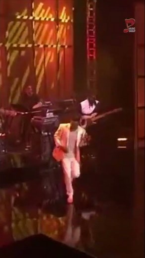 "Outstanding" - The GAP Band (Shorts)