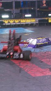 1.6M views · 4.6K reactions | #reels #reels2024 #battlebots #robots | Repdeils | Facebook