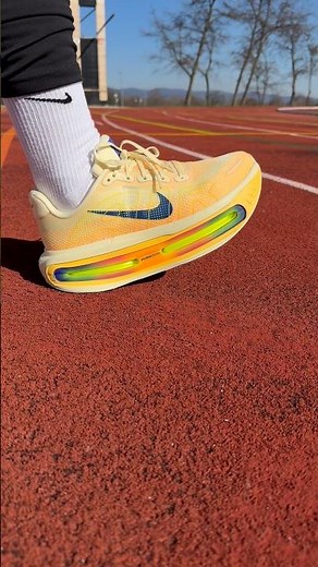 🥇Nike Vomero Premium – This Colorway Is CRAZY 🔥