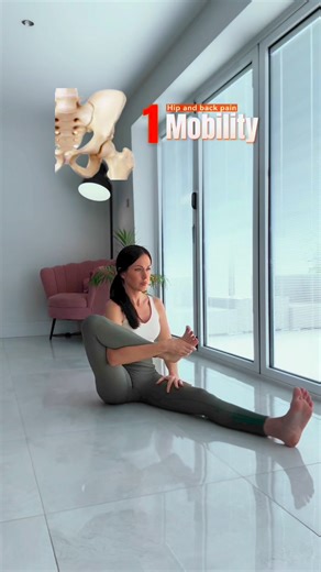 The ultimate hip sequence for strong and flexible hips. You can sit on a block if you these feel too challenging. #yogaforhips #beginnersworkout | Abi Mills Yoga