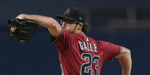 D-backs battle to final weekend, but playoffs now out of reach