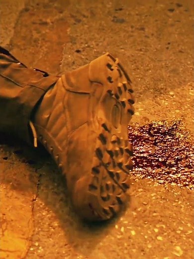 Extraction 1 #chrishemsworth #extractionmovie #extraction #movieclips #shorts