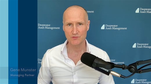 Yesterday‘s Tesla Earnings Call: The company showed great numbers. $TSLA popped in AH trading. Then came the remarks about increased CapEx. And the the stock tanked.Seems like Wallstreet would prefer a company using its cash for a shortsighted stock buyback 🤦‍♂️I prefer an innovative, competent and powerful company like Tesla to use its billions of cash for investments that fuel a future with great products and increased revenues 🤩Are you in the buyback or capex camp?