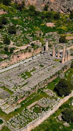Delphi Greece: A Timeless Ancient Wonder 🏛️