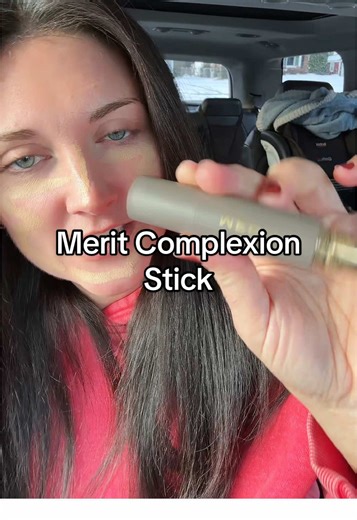 Quick and Easy Makeup Routine for a Busy Day