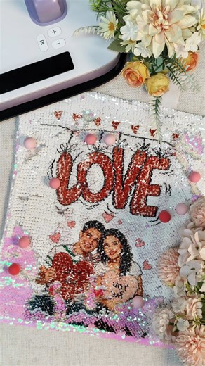 HTVRONT on Instagram: "🎁 The most meaningful gifts are the ones you make yourself. Step-by-step: How to create your own custom reversible sequin bag! 1️⃣ Choose your favorite design or photo. 2️⃣ Set your H10 Heat press. 3️⃣ Press, peel, and reveal! 🛒Link in Bio #HTVRONT #HeatPress #HTV #H10heatpress #HeatTransfer #diyproject #sublimation #DIYProjects #HeatPressTips #CreativeCrafts"