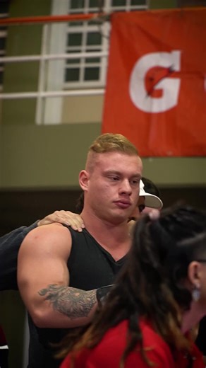 Se viene la época de competencias y clasificatorios. Y nosotros queremos desearte el mayor de los éxitos durante tu preparación!🦍 Deseamos que logres mejorar y superarte a vos mismo en todos los aspectos. Al fin y al cabo la competencia siempre es contra uno mismo 💪🏽 ¿En qué federación competis este año y por qué tenemos que ir a verte? 👀 Los mejores usan Full Power, vos ¿también nos elegis? #fuerza #deporte #Fitness #powerlifting #suplementos