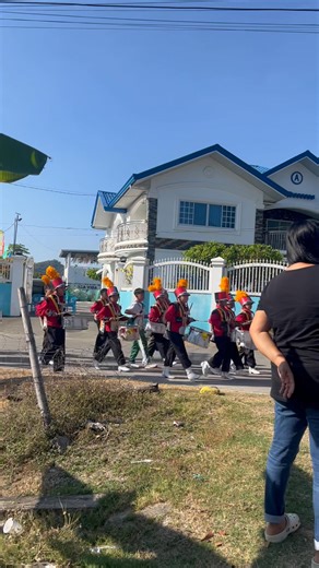 mr and ms elementary school | Sim