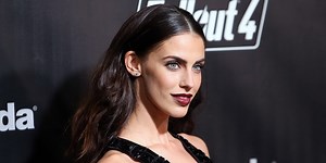 Who is actress Jessica Lowndes? Wiki: Husband, Net Worth, Jon Lovitz