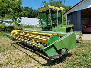 John Deere 2250 Self Propelled Windrower | Agriculture