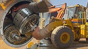 10K views · 54 reactions | Expert mechanics FIX caterpillar wheel loader gearbox and transmission problem | Skills Stories | Facebook