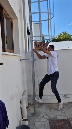 🏠 Ανακαίνιση & Θερμοπρόσοψη – Επένδυση που αξίζει! Ανανεώστε τον χώρο σας με σύγχρονες λύσεις που προσφέρουν ομορφιά, ενεργειακή απόδοση και άνεση. Η ομάδα μας αναλαμβάνει ολοκληρωμένες ανακαινίσεις και θερμοπροσόψεις υψηλής ποιότητας, με άψογο αποτέλεσμα και αξιοπιστία. 📞 Επικοινωνήστε μαζί μας σήμερα: 22000213 | 99624925 | Elite Residence