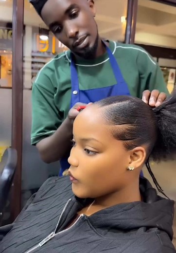 Sleek Curly Ponytail Tutorial by Jose Hairstylist