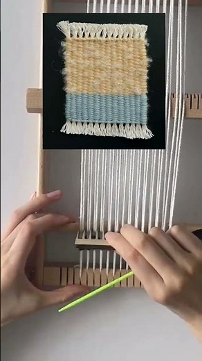 Here's a weaving loom tutorial! It's super simple and very easy to learn!
