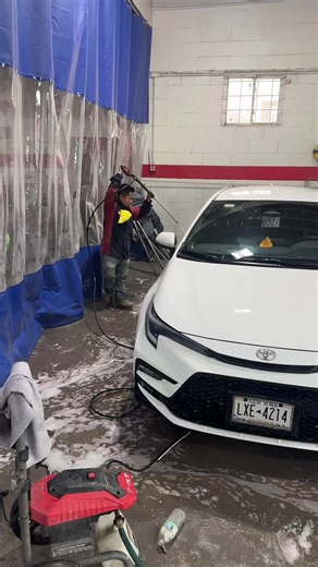 Necesitas lavar tu carro ? ven con H&J #carros #carwash #clean #fup #viral