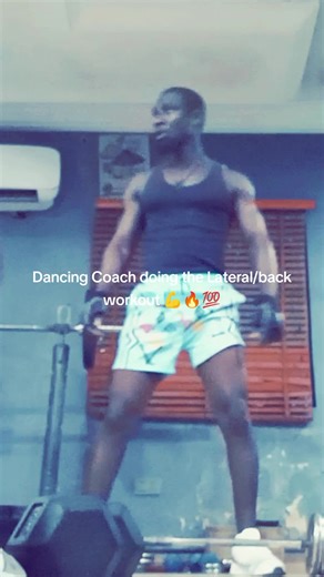 Dancing Coach doing the lateral/back workouts #stitch #fullbody #fitnesstiktok #fypp #gym