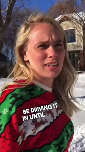 They pranked her on Christmas 😂 ‪@TGAgamer33‬