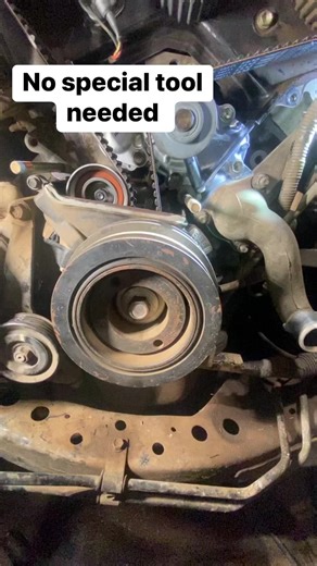 1.2M views · 5.7K reactions | Toyota 5VZ-FE. How to torque a crankshaft pulley bolt without special tools. #TOYOTA#toyota4runnersr5 #diy#tools # tooltips #waterpump#autorepair #auto #engine #engineer #mechanics#carrepair #garage #snapon #repair #technology #service #servicecenter#technician #autoshop#oilchange | Joseph Dumlao | Facebook