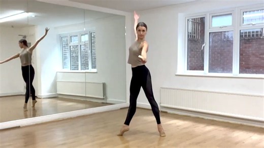 《艾斯米拉达》芭蕾独舞教程 | 中级半脚尖 | 分步拆解 - MyBalletCoach