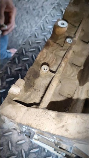 How to remove / install a stud