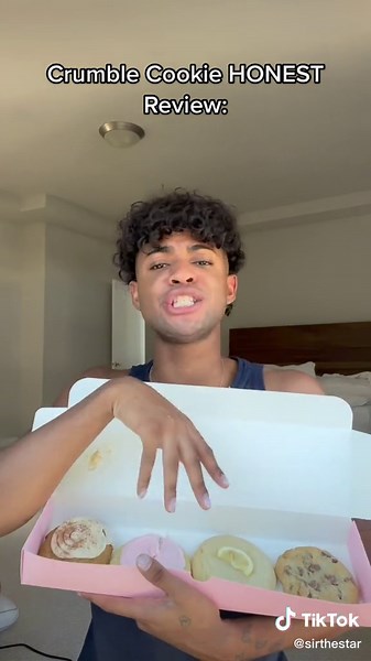 Sir Carter (@sirthestar) - Honest Crumbl Cookies Review: Taste Test & Ratings