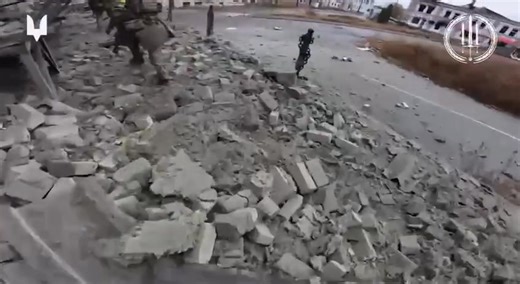 The 8th Regiment of the Ukrainian Special Operations Forces is clearing the center of Kupiansk of Russian sabotage and reconnaissance groups. | Russian invasion into Ukraine: LIVE