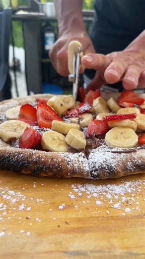 9.8K views · 304 reactions | Someone help Food Boss with Gold lesson’s藍藍  | Foodboss | Facebook