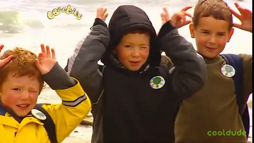 Green Balloon Club Goes On Holiday Episode 1 ( 2009)
