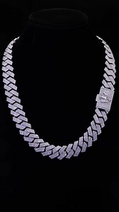 💎💎⛓⛓ Our customized brand new Cuban chain with diamonds, each diamond shines like your incomparable personality and aura. 💪💪 We present the ultimate symbol of Cuban chains: exquisite design, unparalleled texture, and unmatched luxury. 💥💥 What kind of Cuban Chain do you want to customize? Share with us in the comments!#cubanchain #cubanlink #diamondchain #icedoutchain #necklace #cubanlink #cubanchains #tennischain #ropechain #icedoutjewelry #fashionstyle #blingbling #bracelets #chaindesign 