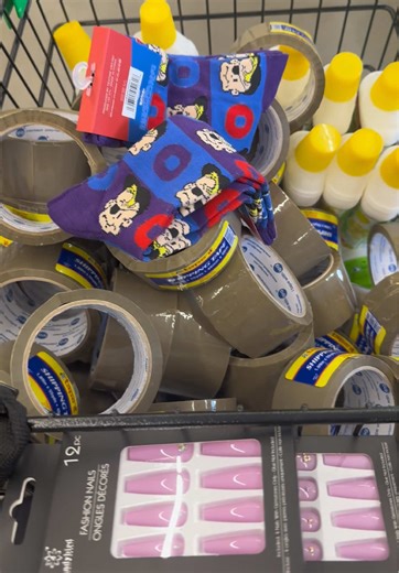 More penny items from dollar tree 🌳 this store does NOT have an in store scanner so I used the dollar tree app to help me score! NOTE: all items that were part of dollar tree’s 25 cent clearance event are now a penny! I’ve shared lots of videos of what some of those items were (you can scroll back to find). IF you see those items in your store they are now a PENNY. Use the app to check; if it scans as “product not found” you should be good to go! If your store has an in store scanner even bette