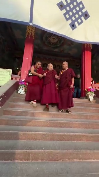 2.7K reactions · 8 comments | Kyabje Lama Zopa Rinpoche ❤️ 2023  | Bill Kane | Facebook