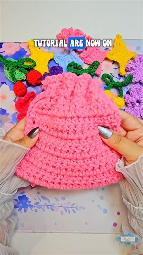 Don't just use this for makeup! This Drawstring Makeup Pouch is the perfect size for crochet tools, small toys, or keeping your chargers untangled. Knowing you have a dedicated, handmade spot for your stuff feels so good. It’s an easy project with lots of uses! Get the free pattern and video for this Drawstring Makeup Pouch on the blog. Click the link in the comments section to see all the patterns! #crochet #CraftingHappiness #crochetorganizer | Crafting Happiness