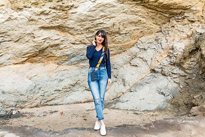 5 Features That Make the Bandolier Phone Case the Ultimate Fashion Accessory for Travel - Travel Pockets