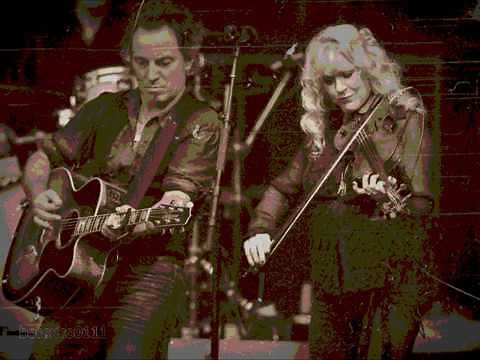 Bruce Springsteen w/ Soozie Tyrell ☜❤️☞Take It Easy {Live performance 🎸🎻 } Audio