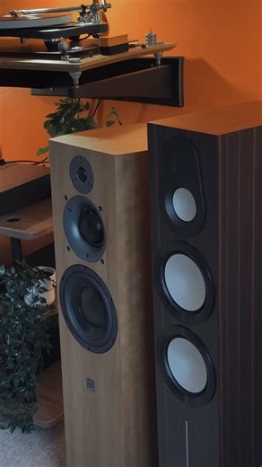 Hifi Gear on Instagram: "Demo time! Today we have the @atc_loudspeakers SCM40A going head to head with the @monitoraudio Gold 300 & 500! Vinyl playback is taken care of by the @regaresearch Planar 10, Apheta 3 & Aura MC Phonostage, with amplification handled by the all new Rega Mercury & Solis (for the passive Monitor Audios)… Results to follow shortly! #hifi #music #atcspeakers #monitoraudio #vinyl"