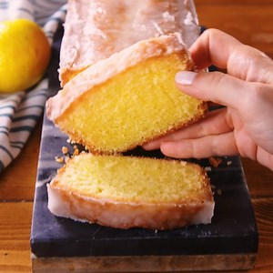 2.3M views · 955 reactions | Five ingredients make up this super easy Lemon Drizzle Cake  Full recipe: https://trib.al/IIC3EEd (via Delish UK) | Delish | Facebook