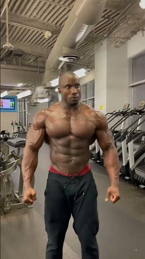 Athlete Robert Timms muscular ribbed body #shortvideo Bodybuildingtrend