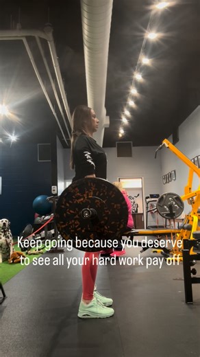 Katerina Jackson on Instagram: "Barbell Romanian Deadlift (RDL) benefits 👑👇 Builds strong glutes & hamstrings This is the posterior-chain builder. If you want power, shape, and strength back there, RDLs deliver."