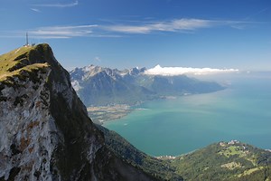Les Rochers-de-Naye culminent à 2042 mètres. Panorama sur le Léman et les Alpes époustouflant garanti depuis ce sommet vaudois. | 20 minutes online