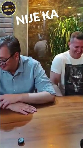 Vučić popio pa ni svoje više ne prepoznaje #komedija #vucic #ludilomozga