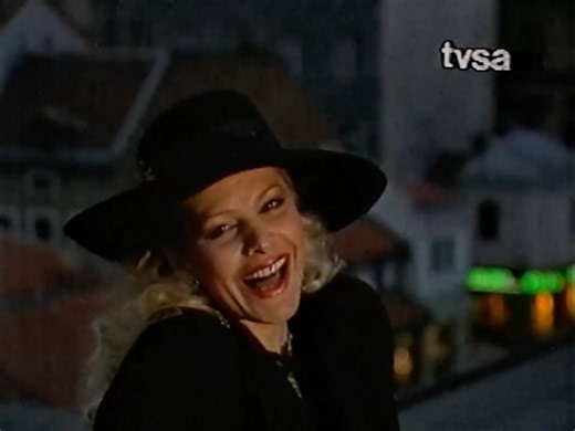 @retro_hitovi on Instagram: "Hanka Paldum - Sa, sa, Sarajevo - 1990"