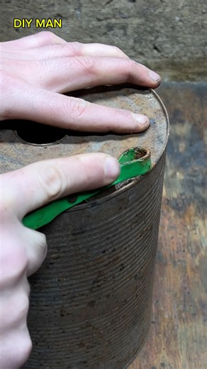 Secret Inside Rusted Can! 🤯 #restoration #diy #mysteryboxasmr