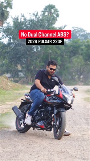 Vignesh Elangovan on Instagram: "No Dual Channel ABS? 😳 #pulsar220f #220f #2026 #bajajpulsar #pulsar220f❤️❤️"