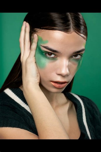 Green skin, alien language? #shorts