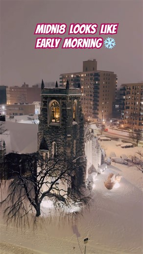 Midni8 #midnight #snow #usa #shorts #short #reels #youtubeshorts #youtube #snowday #vibes #christmas
