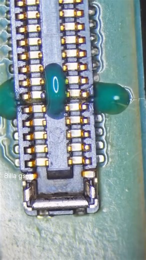 Cut and join screen connector